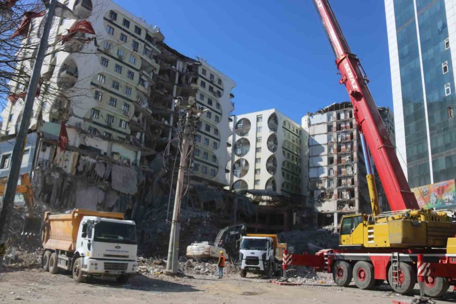 Diyarbakır’da 7 Enkaz Alanından 5’incisi Tamamlandı