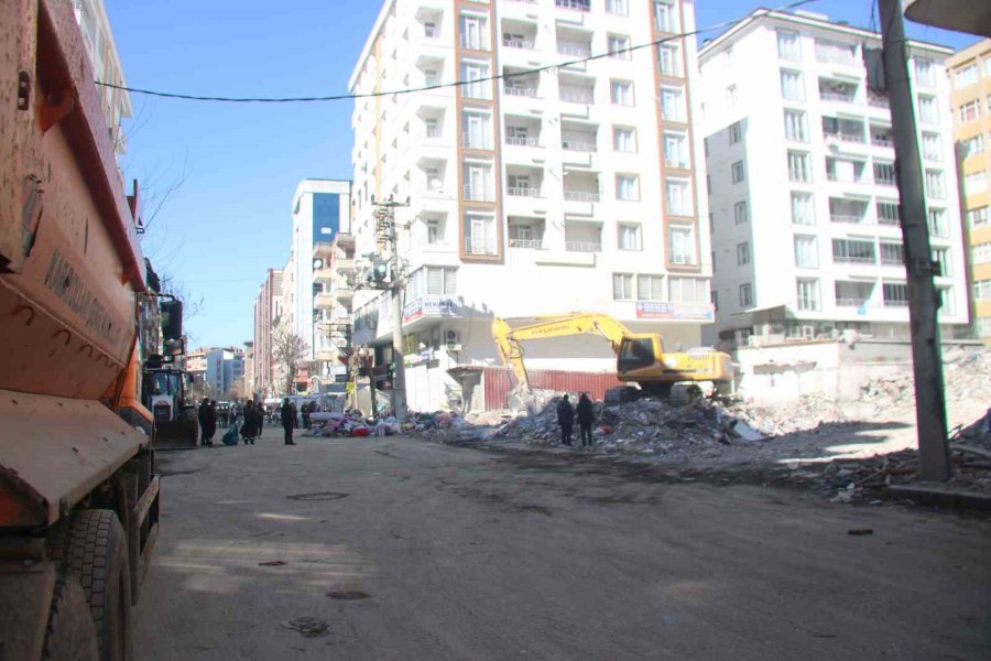 Diyarbakır’da 7 Enkaz Alanından 5’incisi Tamamlandı