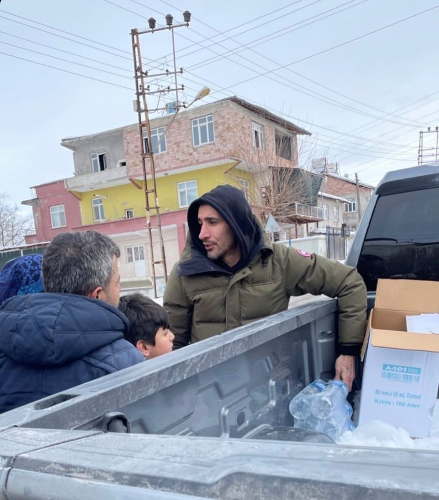 Mehmet Topal’dan, Deprem Bölgesine Destek