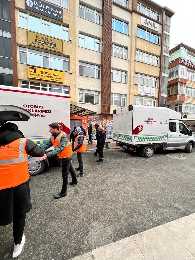 Trabzonlu Gençler Depremzedeler İçin Seferber Oldu