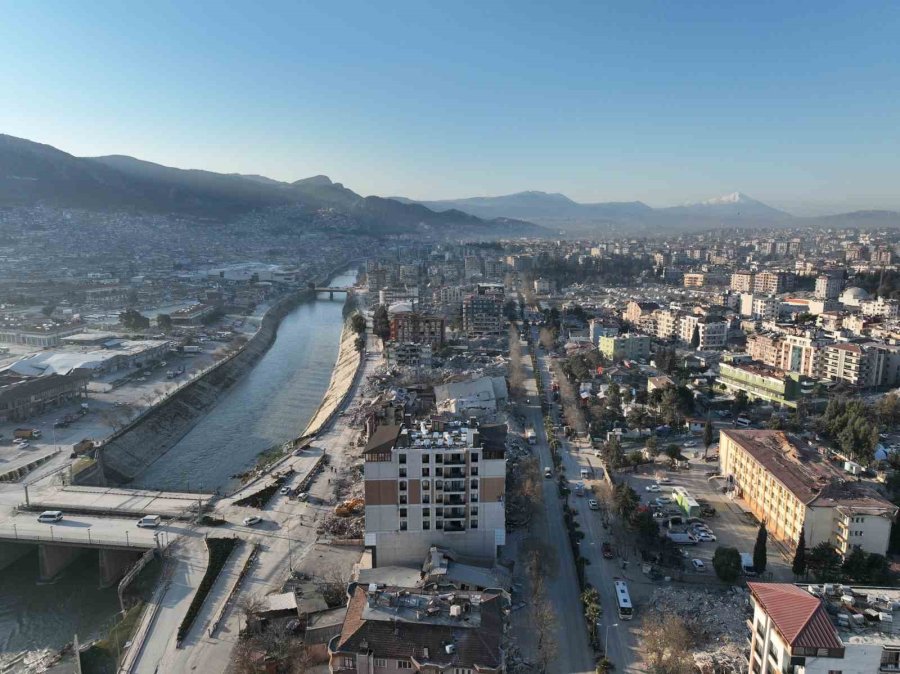 Depremin 9. Günü Hatay’daki Yıkım Havadan Çekilen Görüntülere Yansıdı