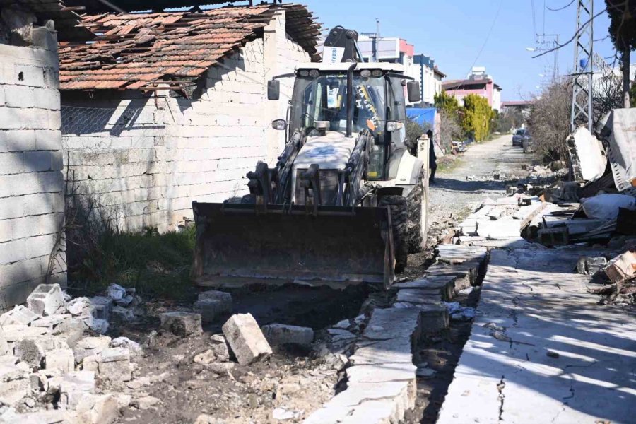 Tuzla Belediyesi’nden Kırsal Kesimlerdeki Evlere Su Desteği