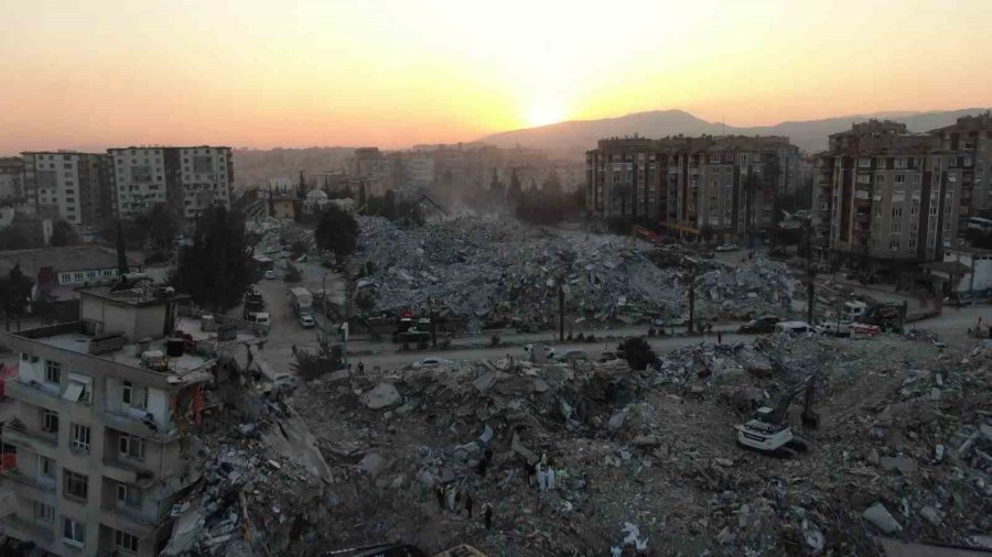 Depremin 10’uncu Gününde Hatay’daki Yıkım Havadan Görüntülendi