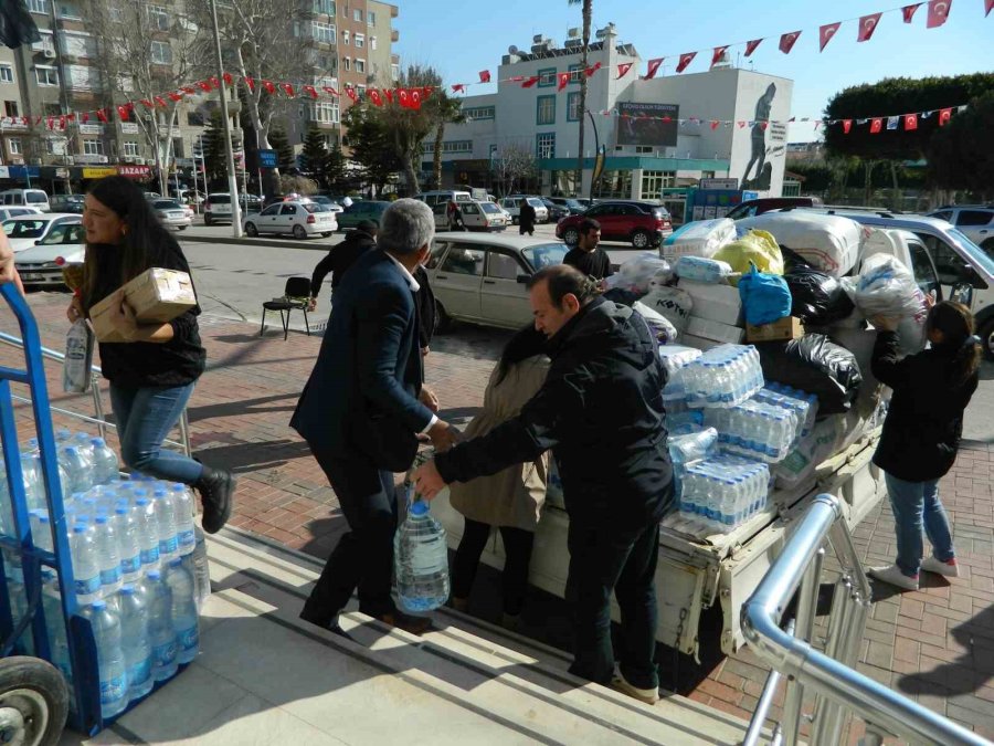 Silifke İlçe Milli Eğitim Müdürlüğünden Deprem Seferberliği