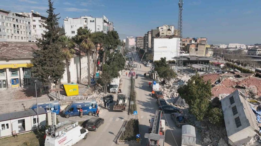 Hatay’ın Depremden Önce Ve Sonra Çekilen Görüntüleri Afetin Boyutunu Gözler Önüne Serdi