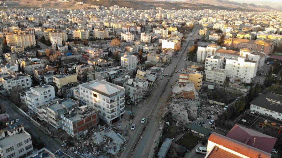 Havadan Çekilen Görüntüler Adıyaman’daki Felaketin Büyüklüğünü Gözler Önüne Serdi