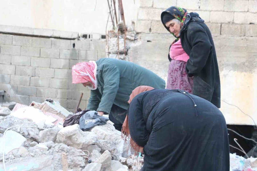 İç Savaştan Kaçtılar Depreme Yakalandılar