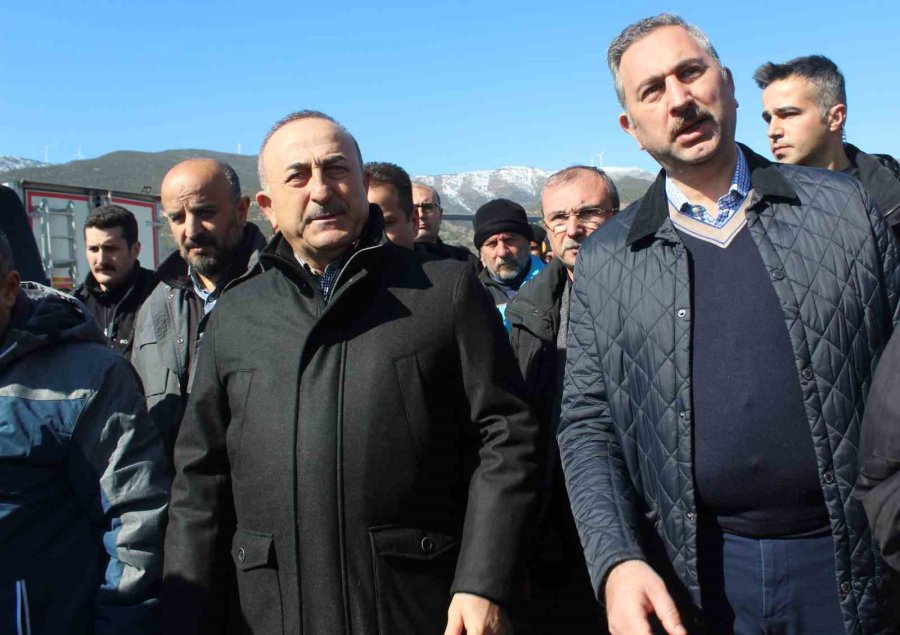 Bakan Çavuşoğlu Deprem Bölgesi Nurdağı’nda