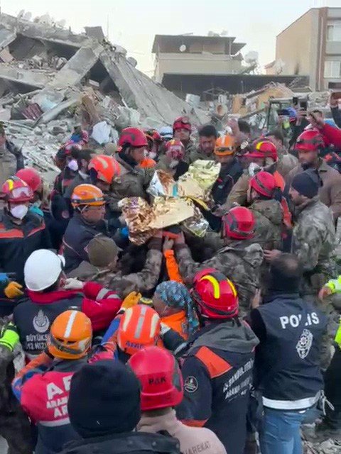 Hatay’da Depremin 278. Saatinde İnanılmaz Kurtuluş