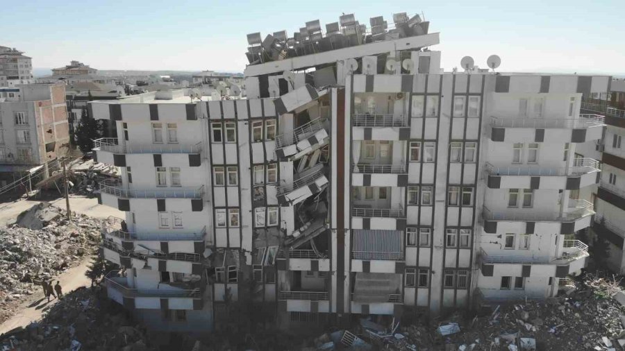 Adıyaman’da Depremin 13’üncü Günündeki Enkaz Kaldırma Çalışmaları Havadan Görüntülendi