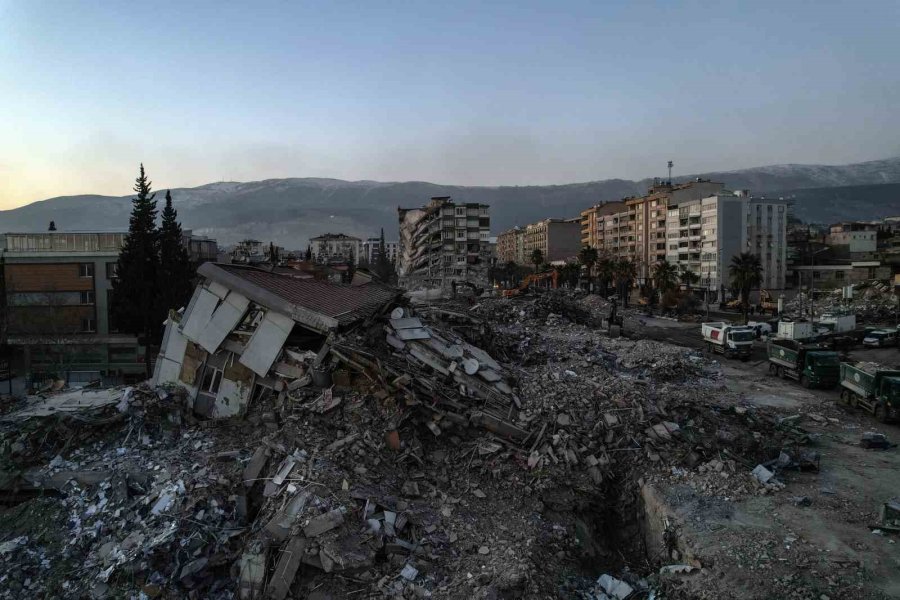 Kahramanmaraş’ta Arama Kurtarma Ve Enkaz Kaldırma Çalışmaları Sürüyor