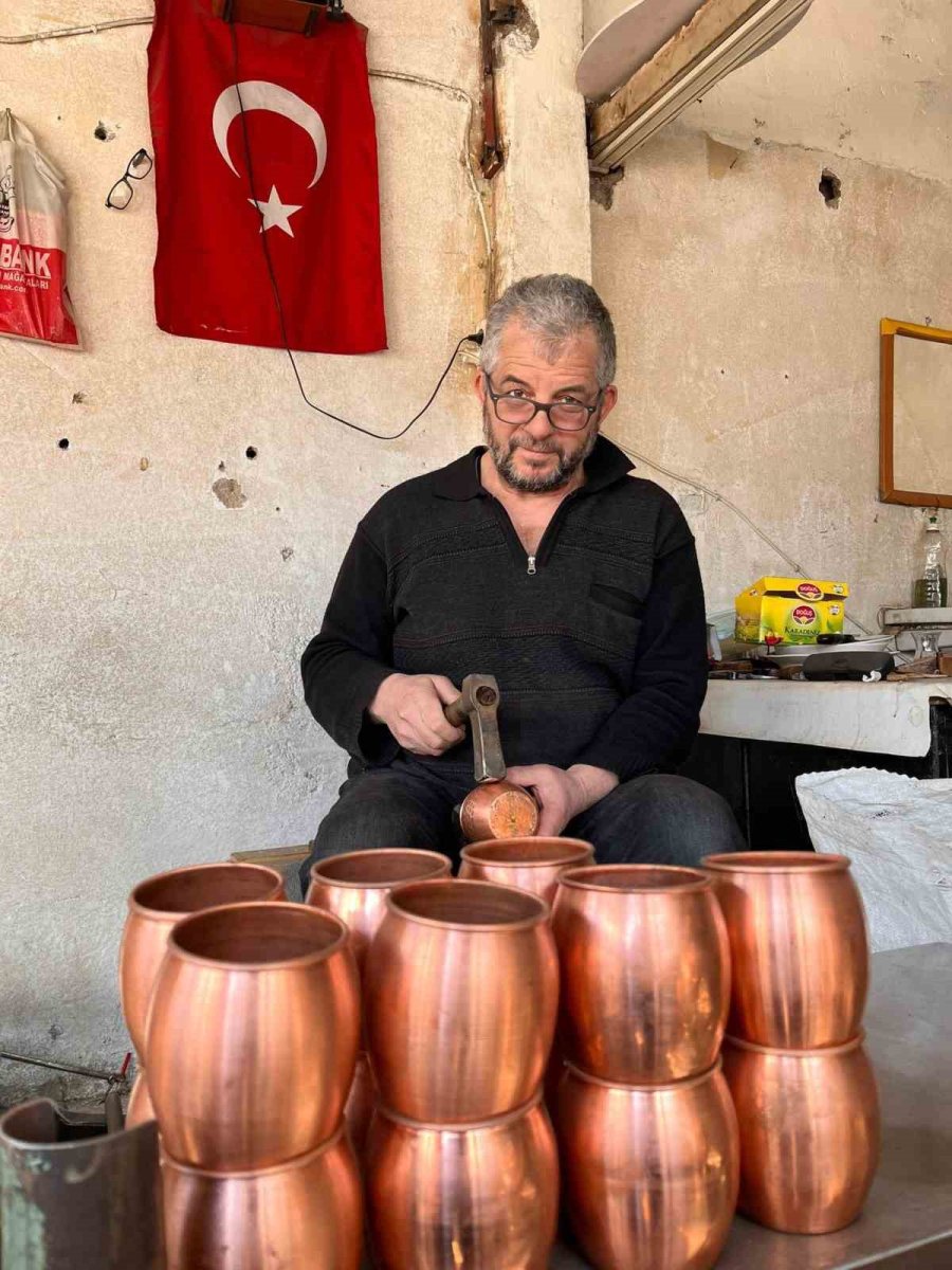 Depremin Vurduğu Kahramanmaraş’ta Sokaklardaki Sessizliği Bakırcı Sesleri Bozdu