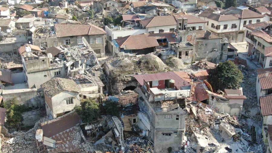 Tarihi Beyseri Hamamı Depremde Yıkılmadı