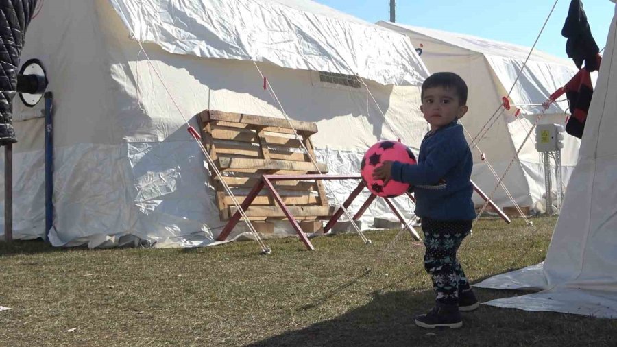 Kahramanmaraş’taki Çadır Kentlerde Hayat Normale Dönmeye Başladı