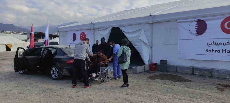 Katar’ın Hatay’da Kurduğu Sahra Hastanesi Depremzedelere Şifa Dağıtıyor