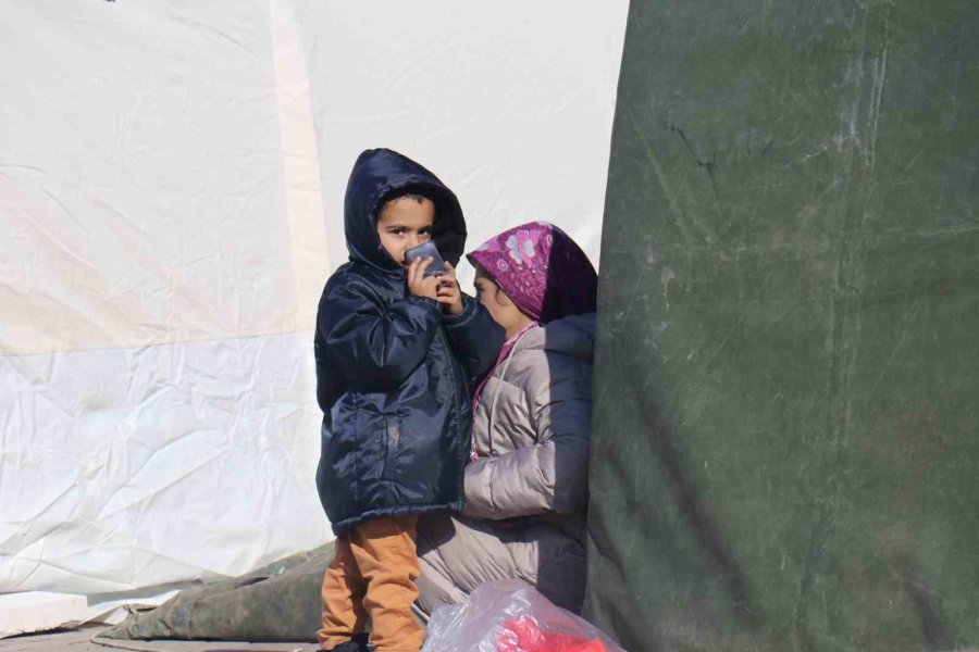 Depremin Vurduğu Malatya’da, Çocukların Çadır Kent Yaşamı