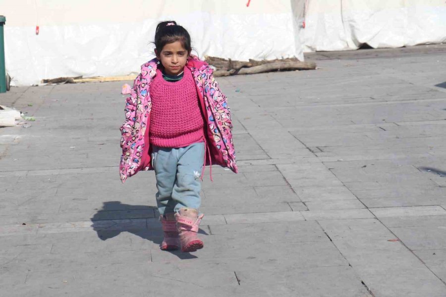 Depremin Vurduğu Malatya’da, Çocukların Çadır Kent Yaşamı