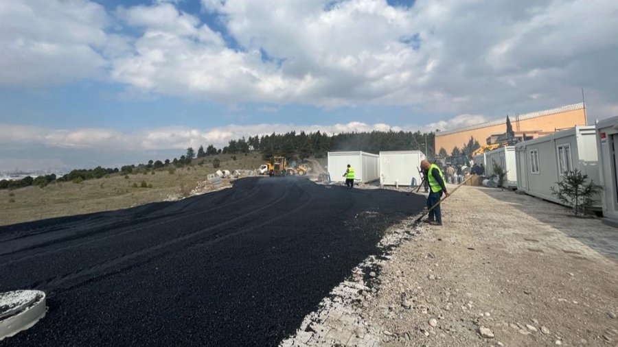 Karacasu’daki Konteyner Kentte Alt Ve Üstyapı Çalışmaları Tamamlanıyor