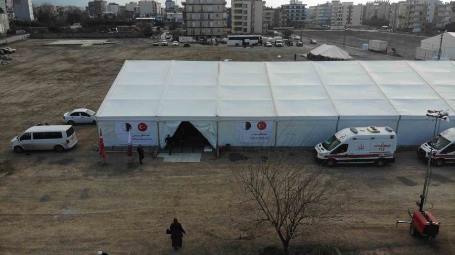 Katar’ın Hatay’da Kurduğu Sahra Hastanesi Depremzedelere Şifa Dağıtıyor