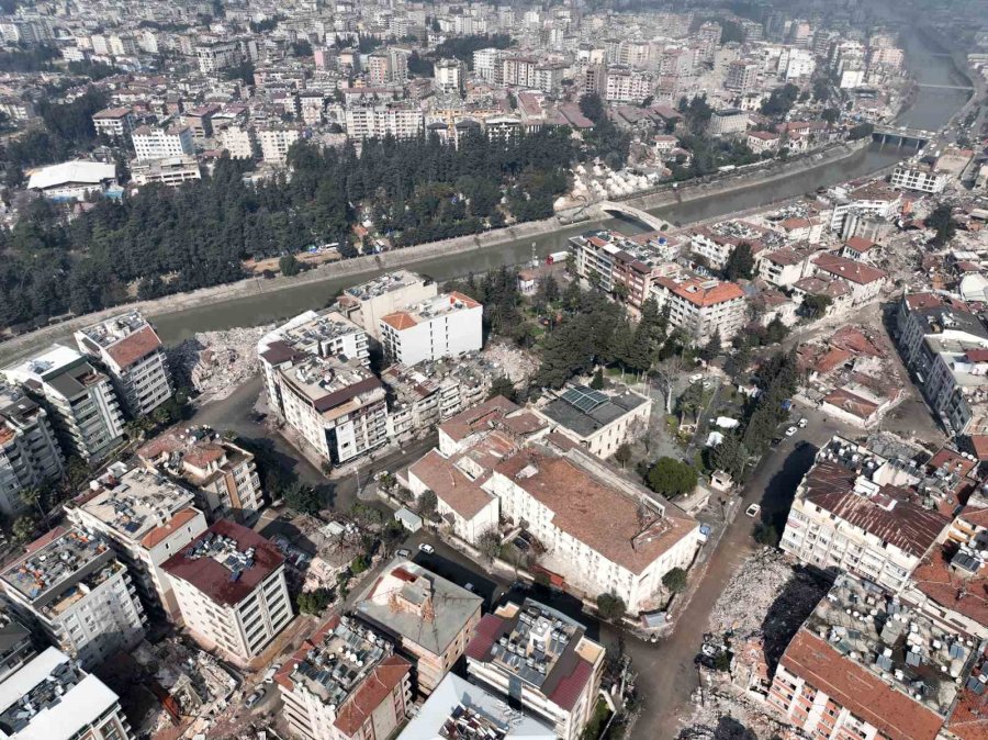 Hatay Valiliği’nin Tarihi Binası Depremde Yıkıldı