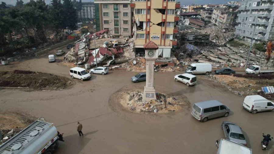 Hatay’da Zamanı Durduran Deprem