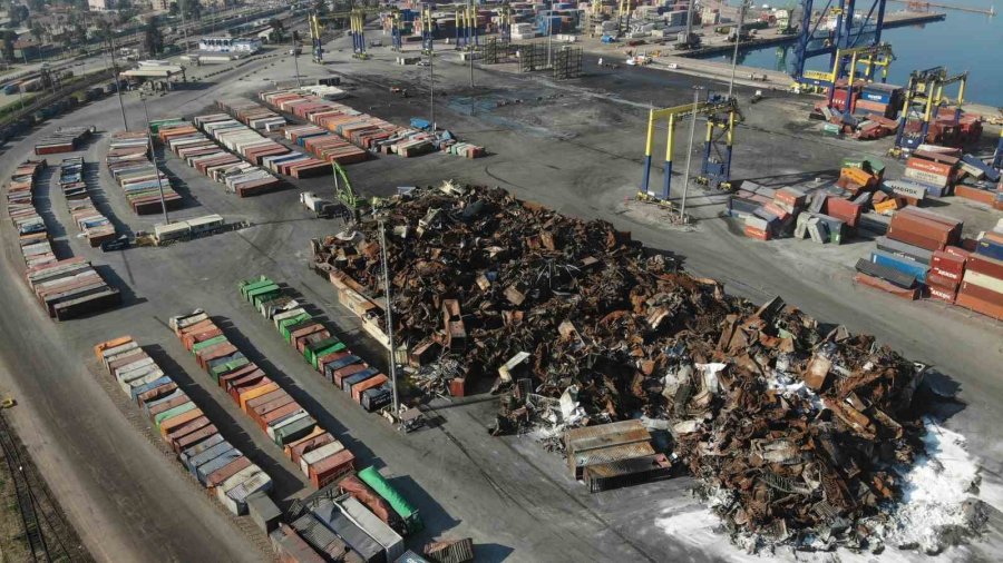 Yangının Ardından İskenderun Limanı’ndaki Ayrıştırma Çalışmaları Havadan Görüntülendi