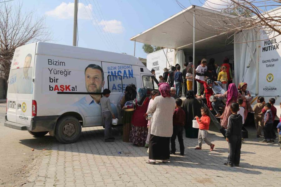 Mobil Mutfak Tırı Depremzedelerin Hizmetinde