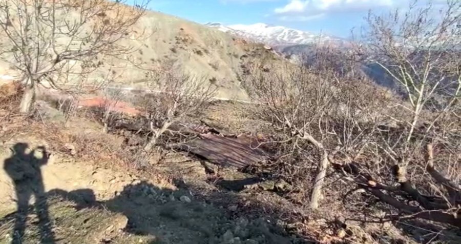 Deprem Bölgesi Malatya’da Heyelan, Bir Mezrayı Yuttu