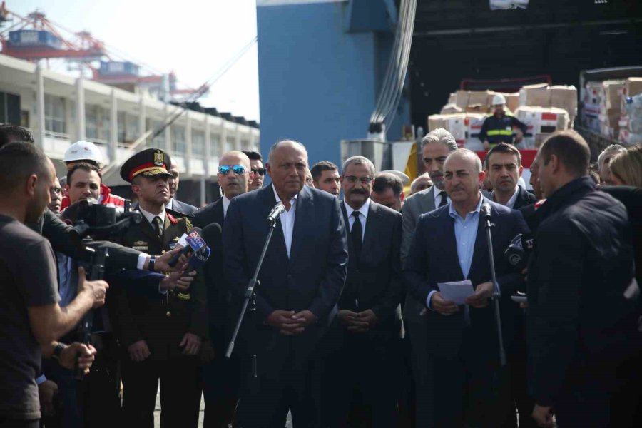 Mısır’dan Gelen Yardım Gemisi Mersin Limanına Ulaştı