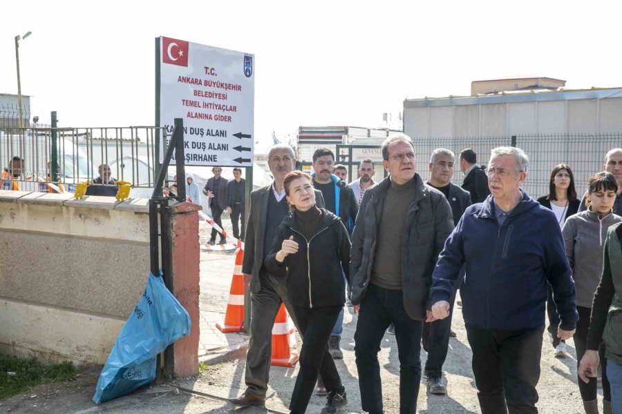 Başkan Seçer, Adıyaman’da Devam Eden Konteyner Kent Çalışmalarını İnceledi