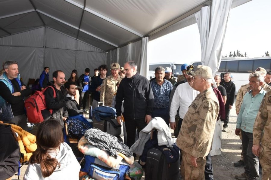 Konya Valisi Özkan Koordinasyonunda Hatay’dan 64 Bin 427 Depremzede Tahliye Edildi