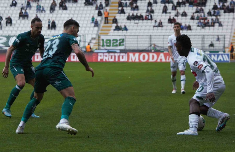 Spor Toto Süper Lig: Konyaspor: 0 - Giresunspor: 0 (ilk Yarı)