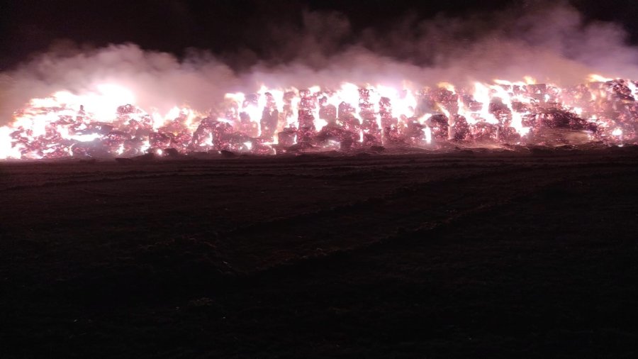 Konya’da 2 Bin Fiğ Ve 800 Ton Yonca Balyası Yandı