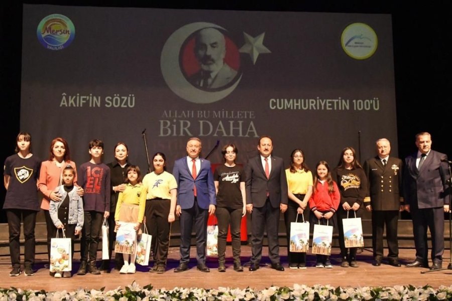 Mersin’de İstiklal Marşının 102. Yıl Dönümü Kutlandı