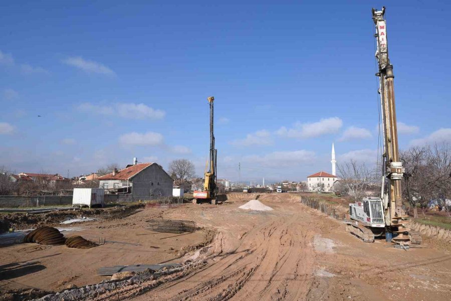 Yht Hattındaki Taşköprü Altgeçidinde Standartlara Uygun Düzenleme Çalışmaları Başladı