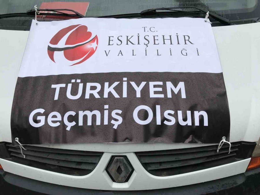 Eskişehir Valiliği Afetzedeler İçin Lokma Dağıttı