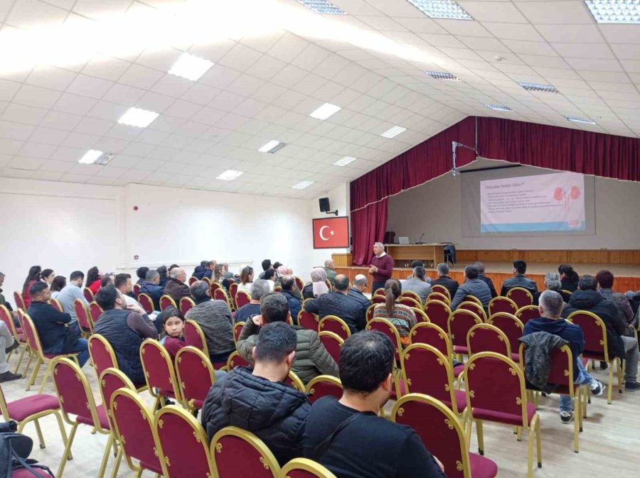 Mersin’de ’okulda Diyabet Eğitim Programı’ Tamamlandı