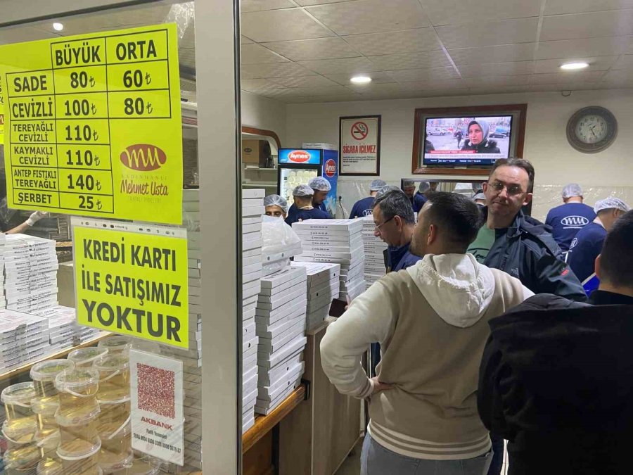 İftar Ve Sahur Sofralarının Vazgeçilmezi Tahinli Pide