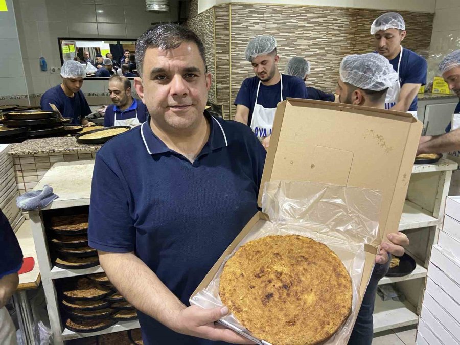 İftar Ve Sahur Sofralarının Vazgeçilmezi Tahinli Pide