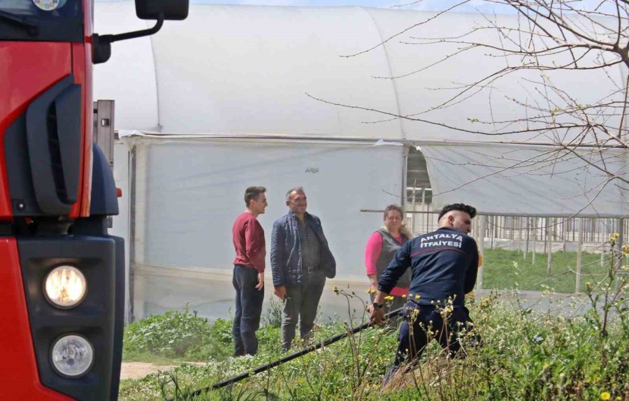 Hem Oruca Hem Yangını Söndürmeye ’niyetliler’