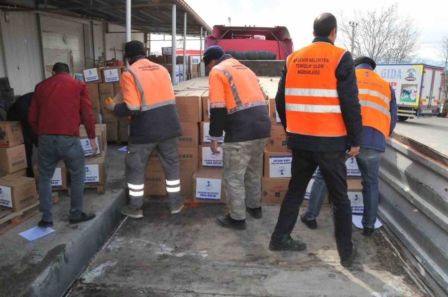 Akşehir Belediyesinden Deprem Bölgesine Yardım Kolisi