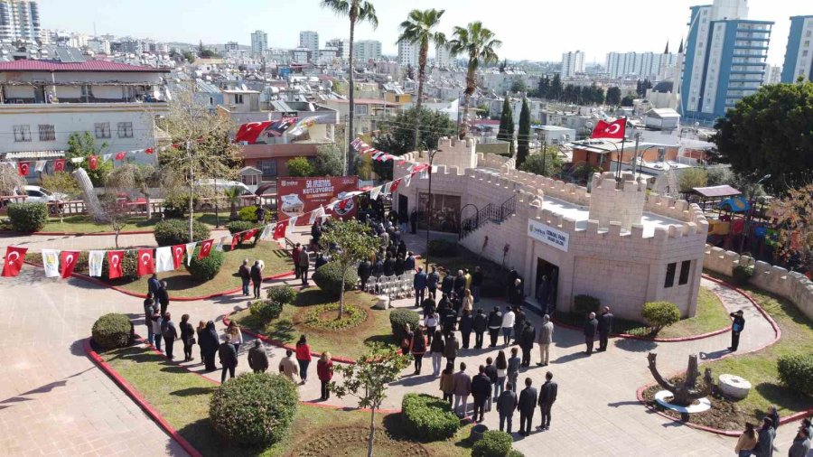 Tarsus’a Bir Okuma Salonu, Kreş Ve Kütüphane Daha Kazandırıldı