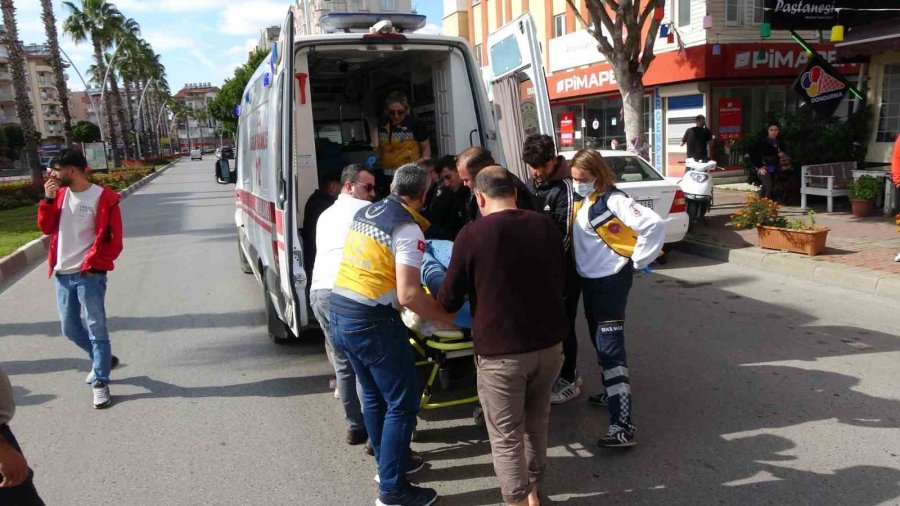 Oğlunun Kaza Sonrası Yaralandığını Duyan Baba Olay Yerinde Kalp Krizi Geçirdi