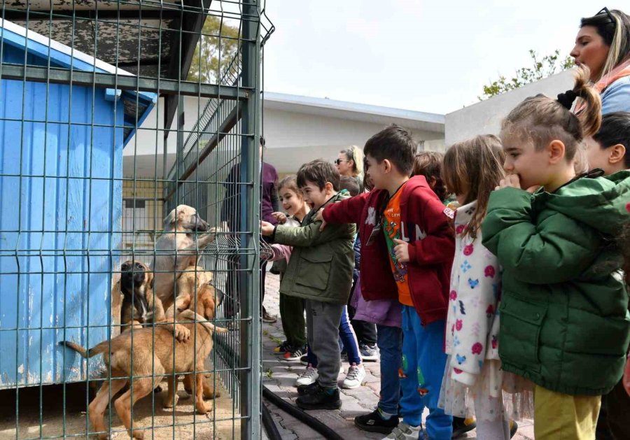 Miniklerden Anlamlı Ziyaret