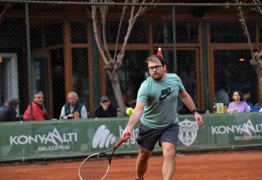 Egemenlik Kupası Tenis Turnuvası Başladı