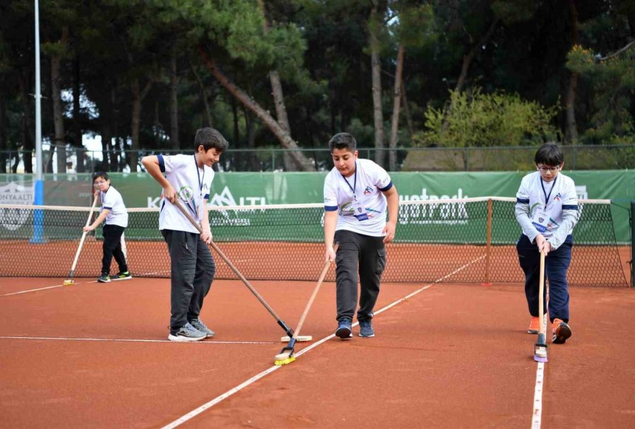 Egemenlik Kupası Tenis Turnuvası Başladı