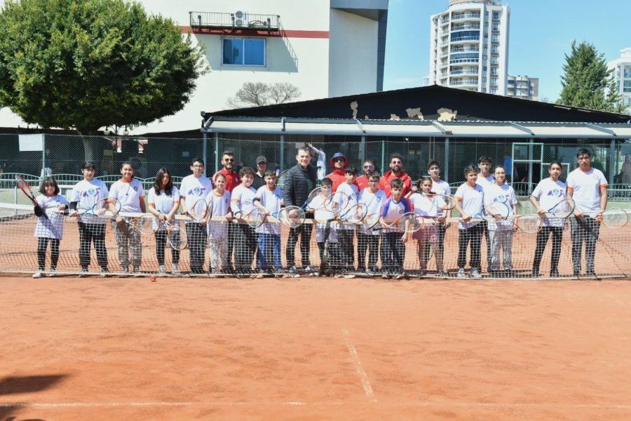 Yenişehir Belediyesi Depremzede Çocukları Spor Kurslarıyla Destekliyor