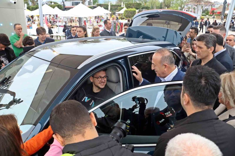 Bakan Çavuşoğlu: "togg’a Dünyanın Her Yerinden Çok Büyük İlgi Var"