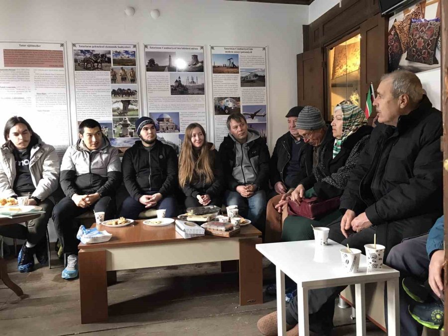 Tatarlar Yöresel Yemeklerini Yapıp Bir Araya Geldi