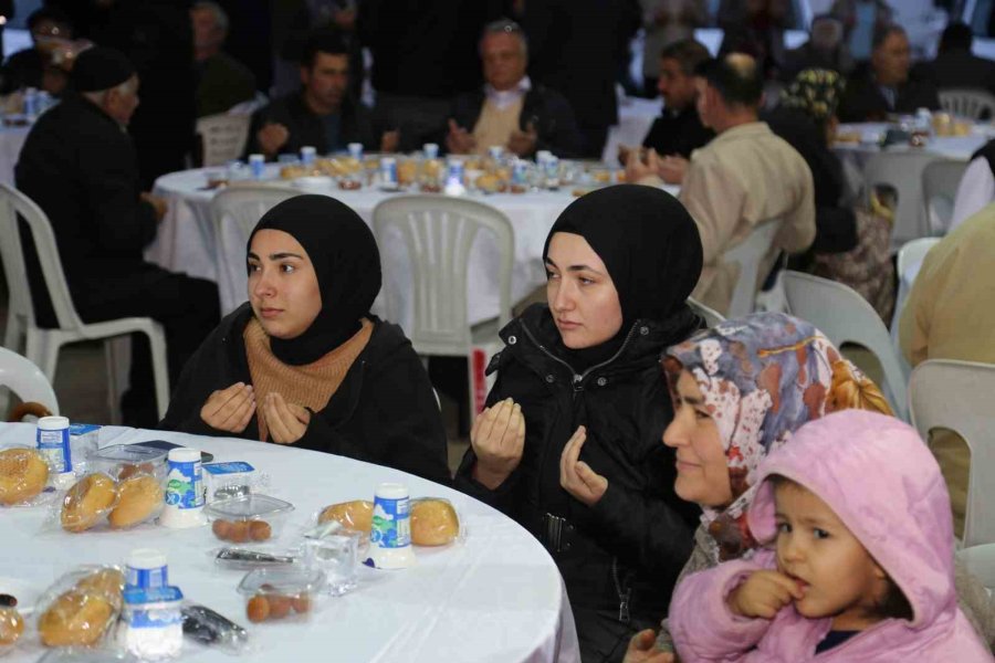 Döşemealtı İftar Sofrası Ilıca Mahallesi’nde